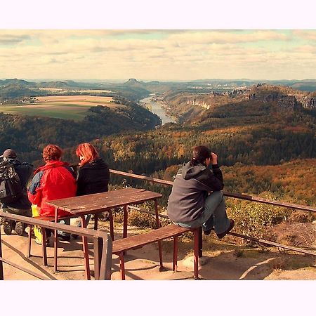 Pension Schwarz Bad Schandau Esterno foto